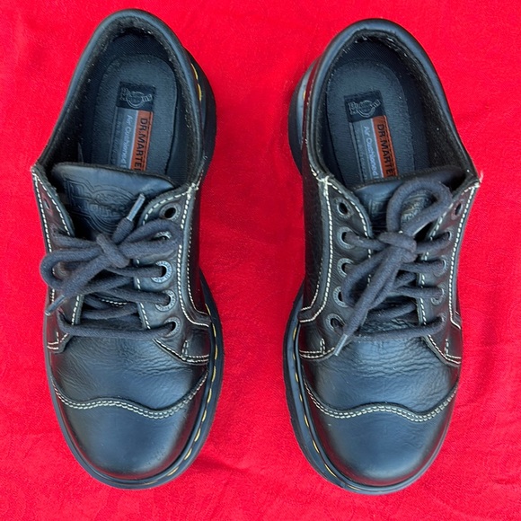 🏴󠁧󠁢󠁥󠁮󠁧󠁿 Dr. Martens MIE Chunky Black Cap Toe Oxfords UK 6 - Picture 10 of 17